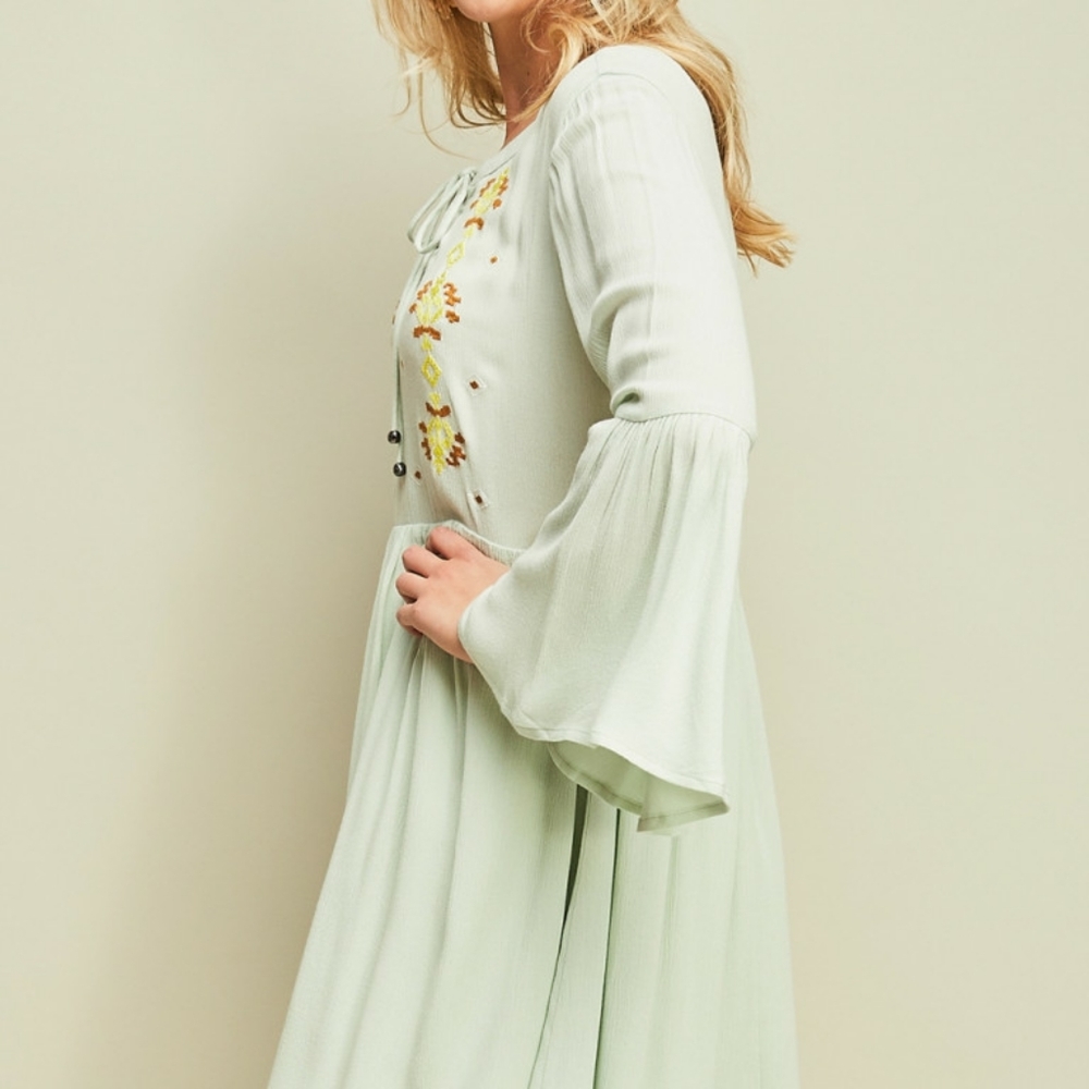 Entro Sage Boho Babydoll Spring Dress NWT - Picture 10 of 12